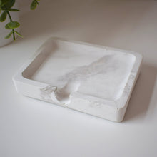 Load image into Gallery viewer, Small Concrete Soap Dish
