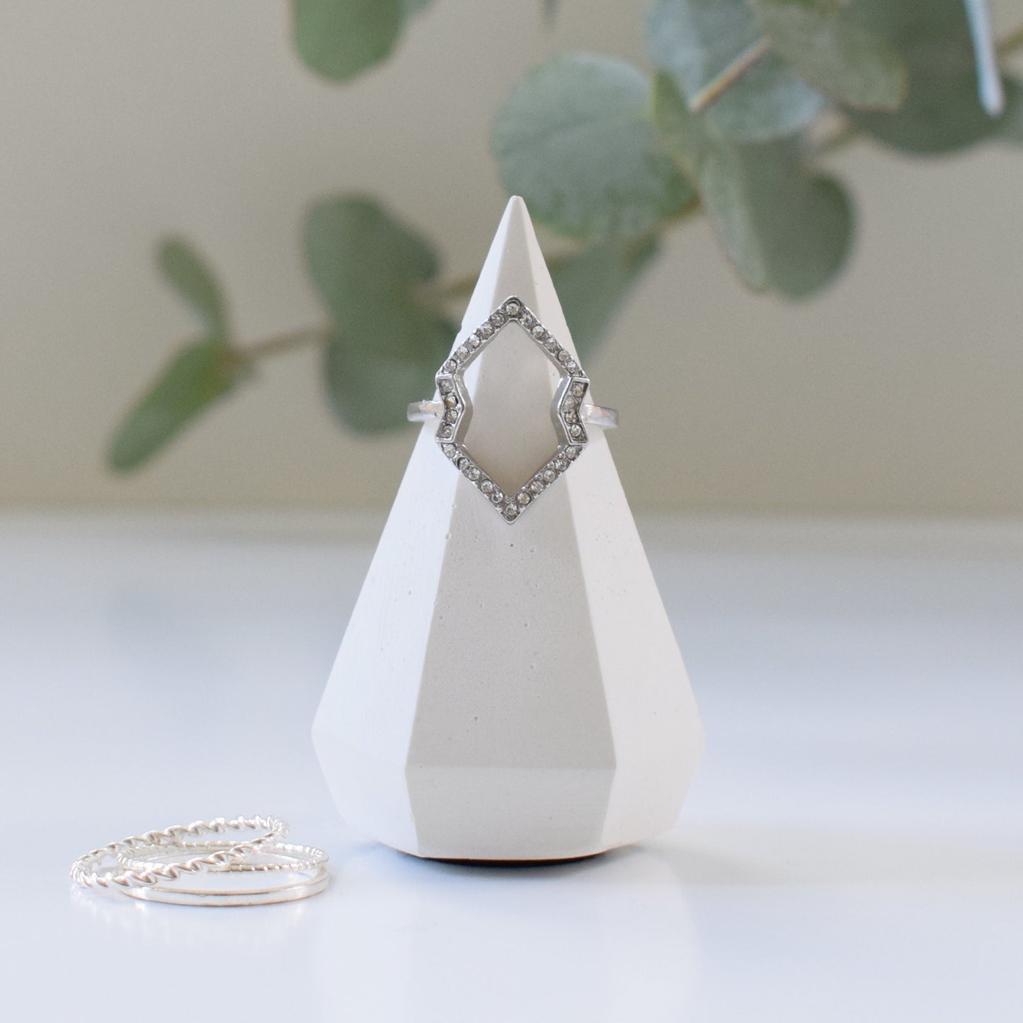 Concrete Ring Holder