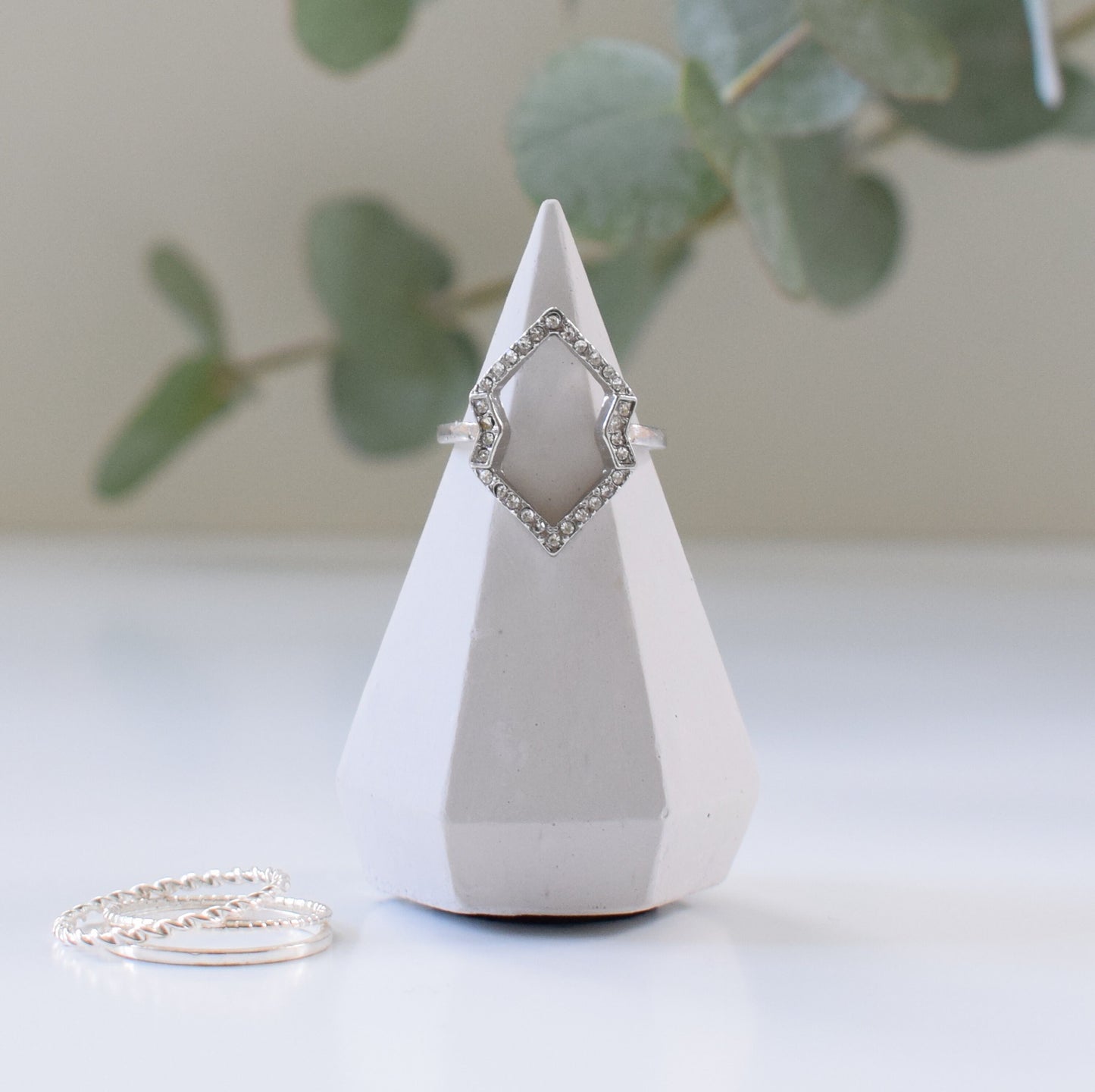 Concrete Ring Holder