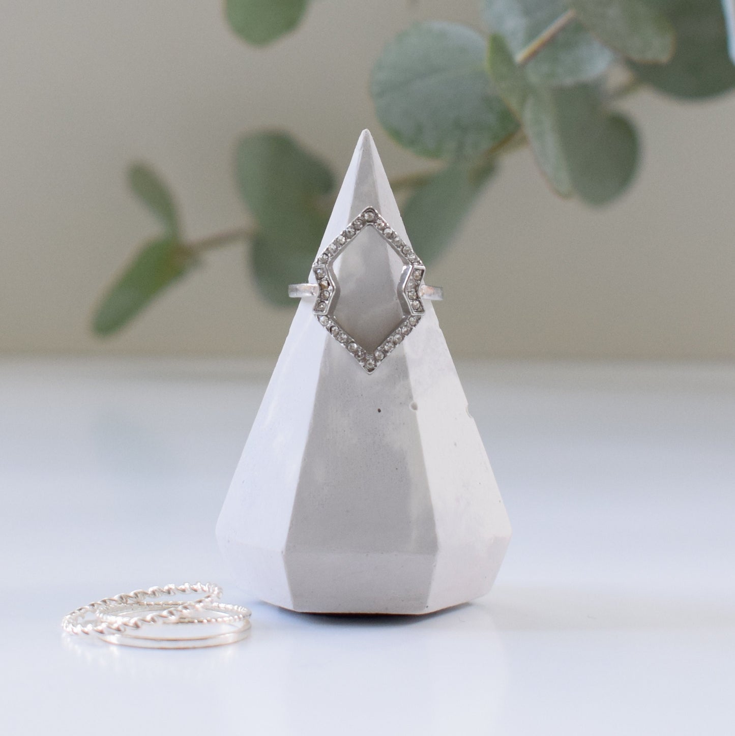 Concrete Ring Holder