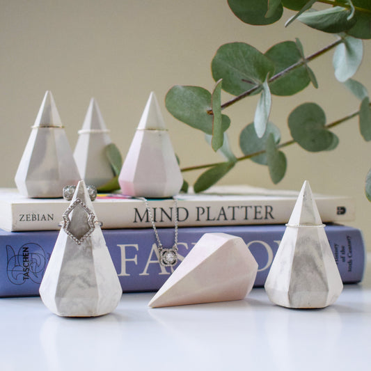 Concrete Ring Holder