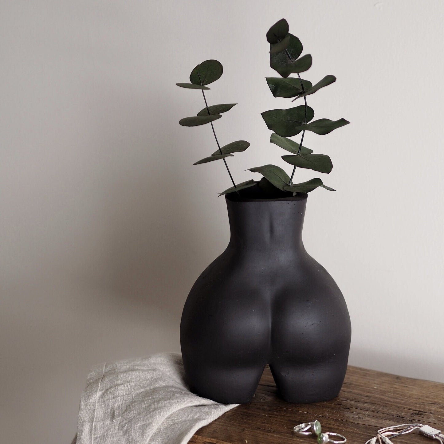Concrete Booty Vase