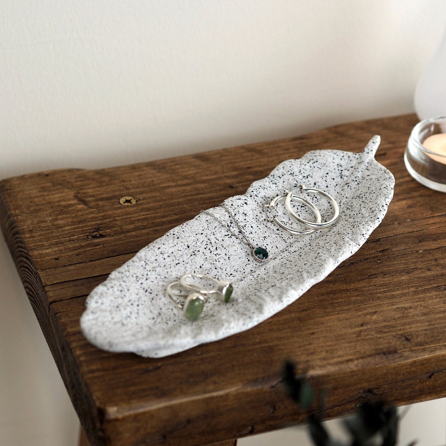 Concrete Feather Tray