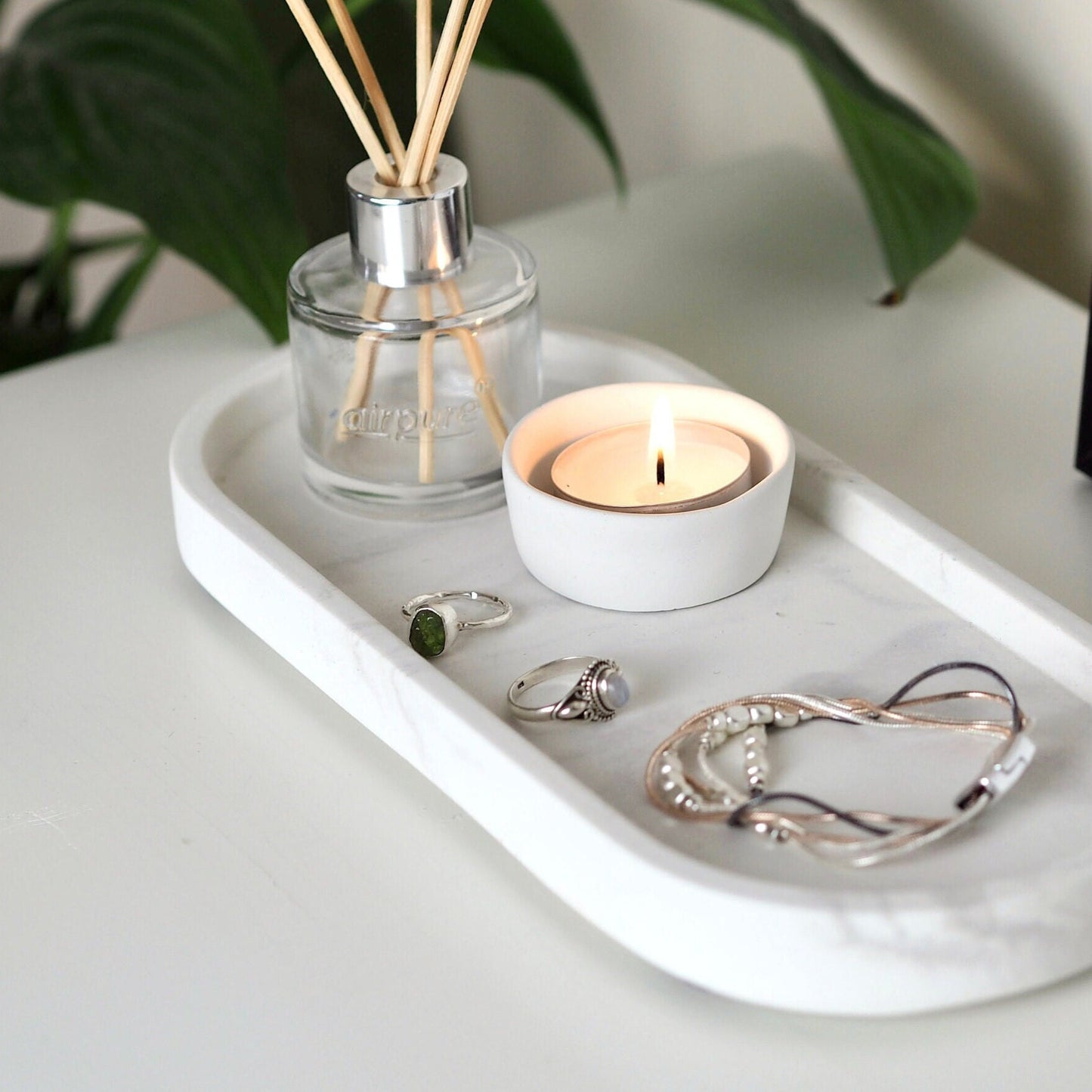 Concrete Oval Styling Tray (Medium),