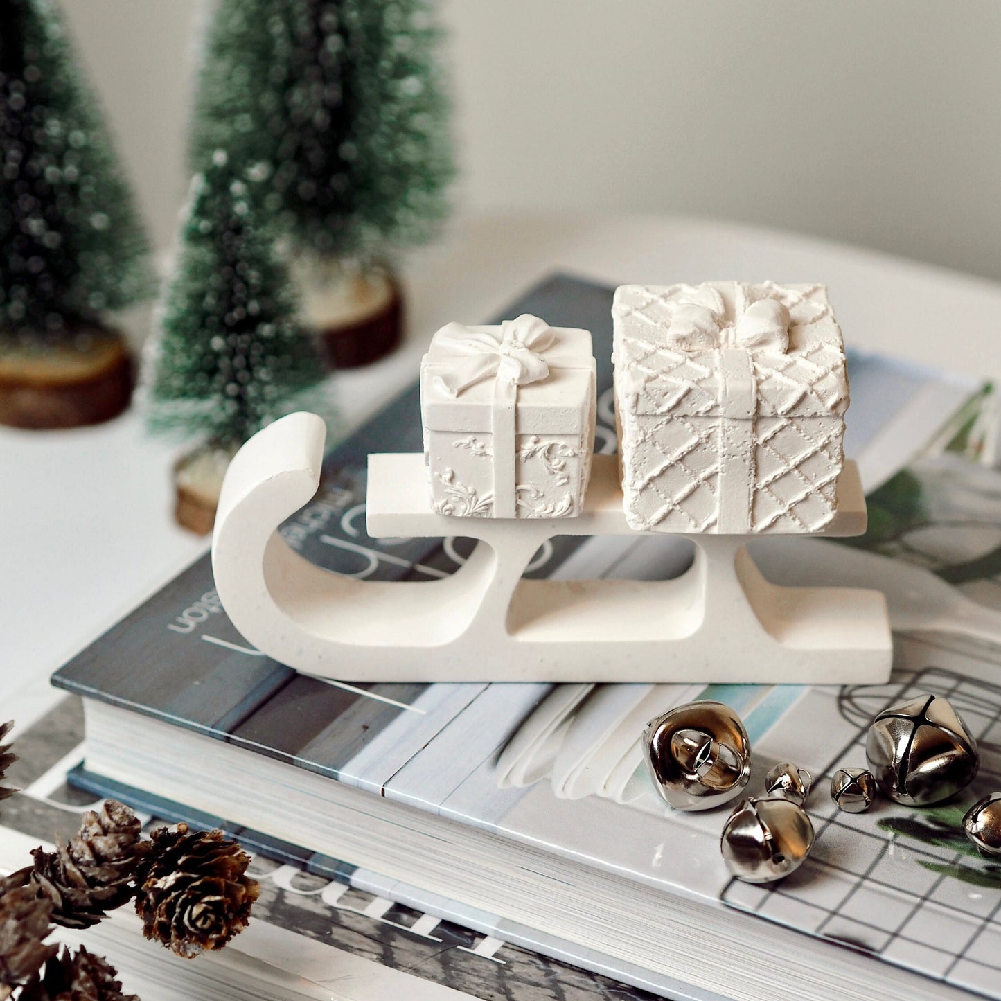 Concrete Christmas Sleigh and Presents (Set of 3)