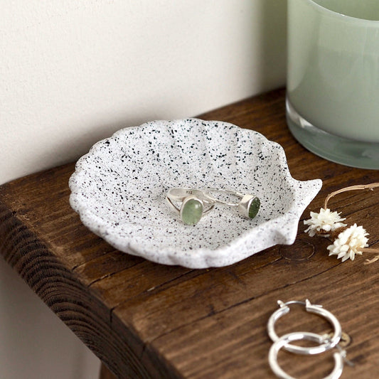 Concrete Clamshell Trinket Dish
