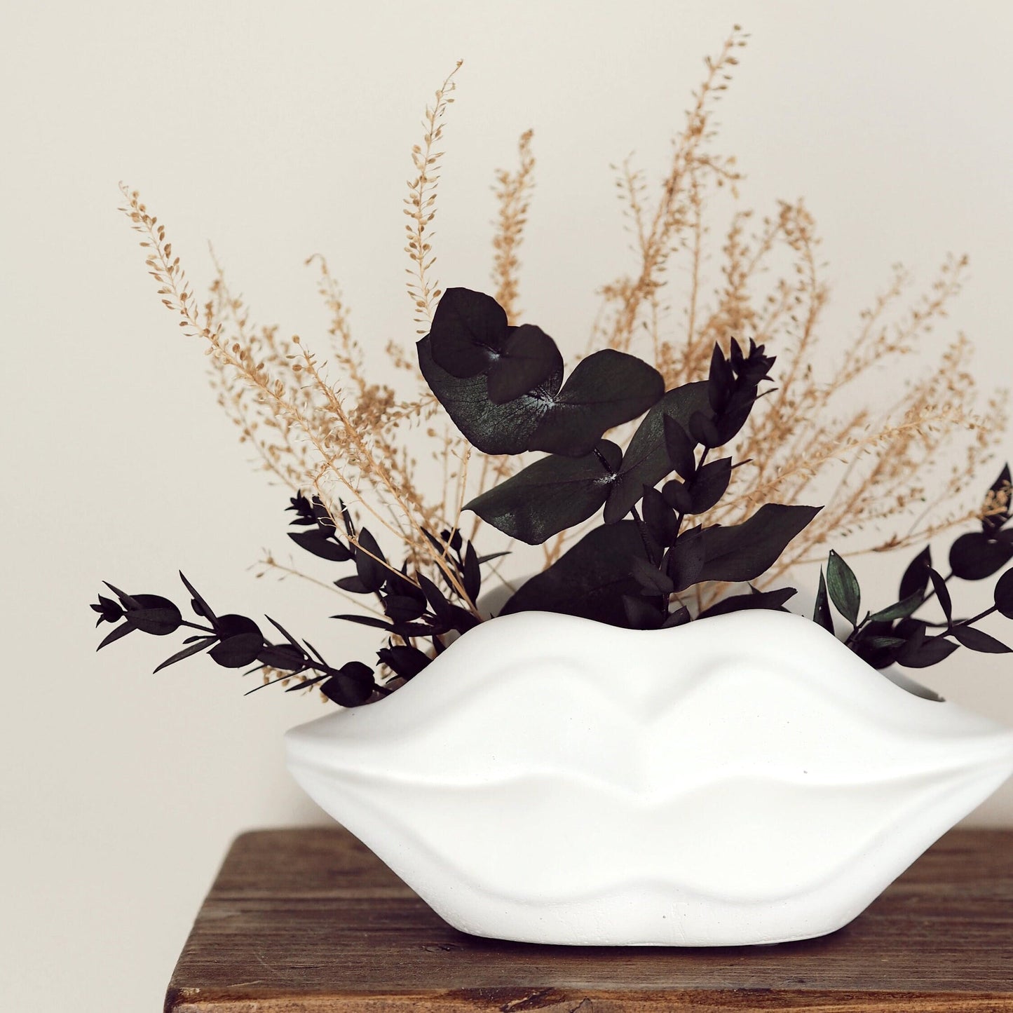Concrete Lip Planter