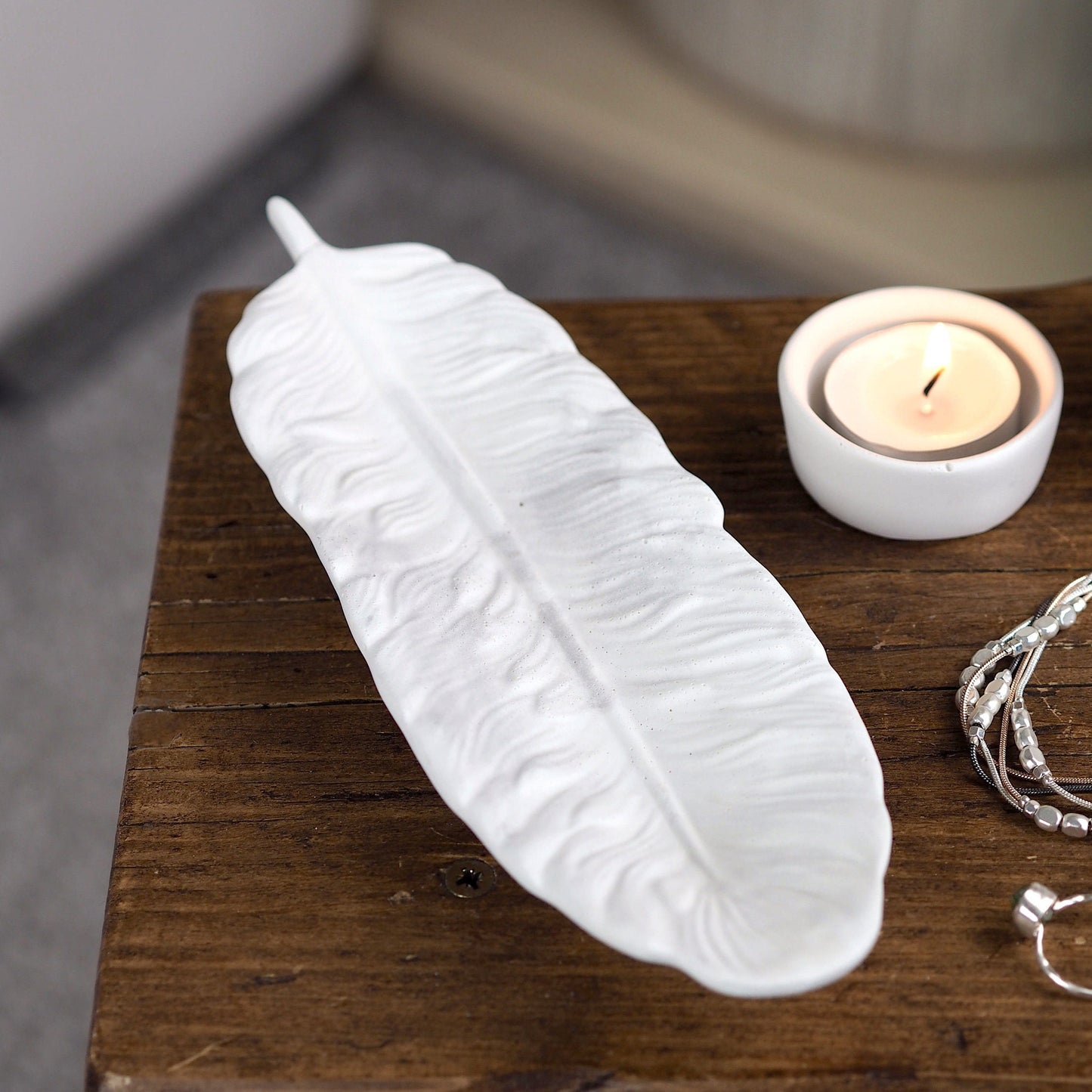 Concrete Feather Tray