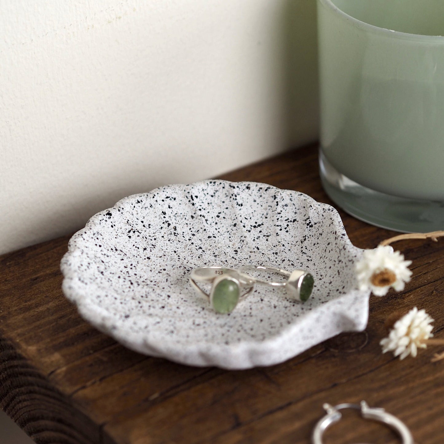Concrete Clamshell Trinket Dish