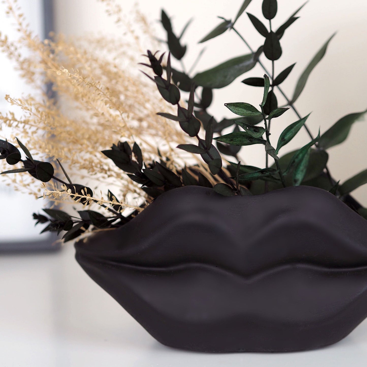 Concrete Lip Planter