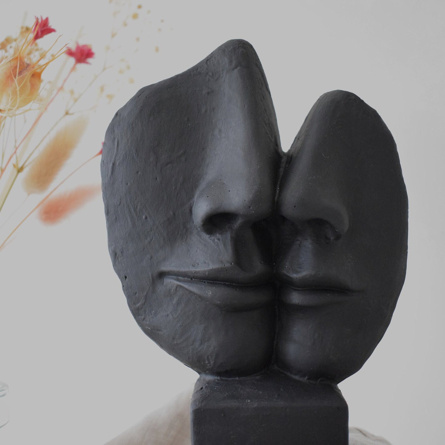 Concrete ‘Faces’ Sculpture Ornament