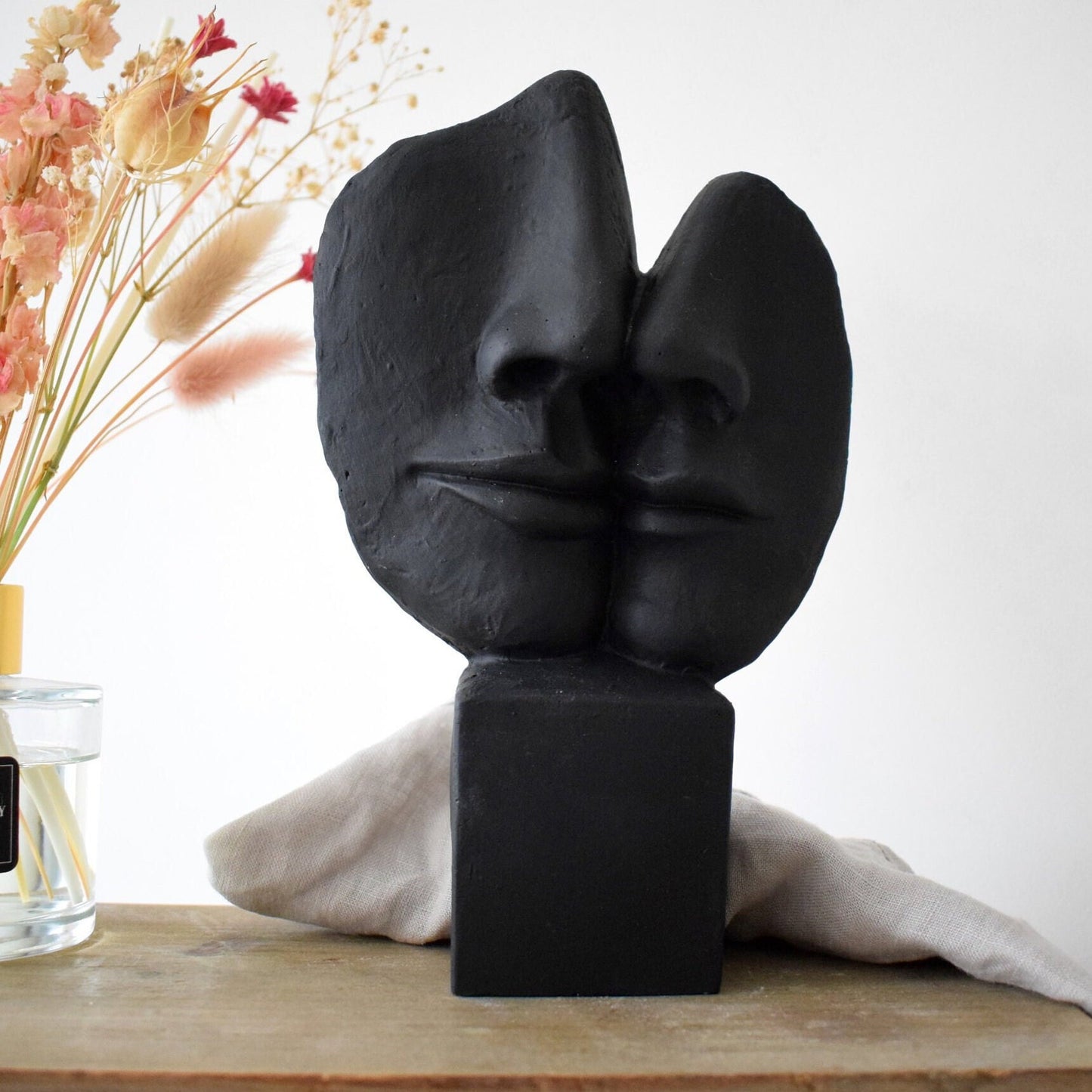 Concrete ‘Faces’ Sculpture Ornament