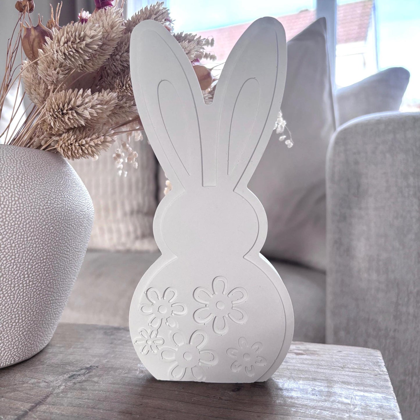 Floral Engraved Bunny