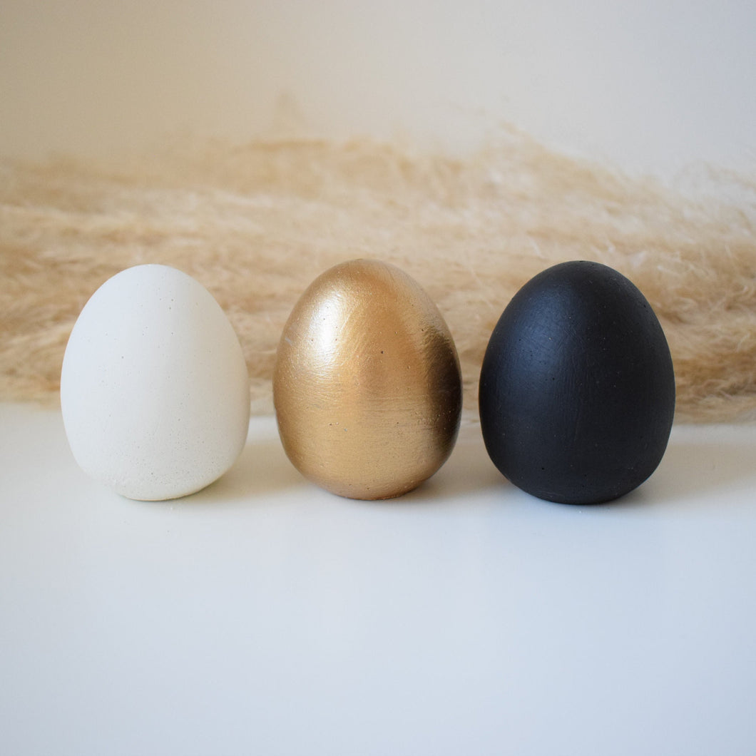Decorative Concrete Eggs