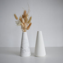 Load image into Gallery viewer, Concrete Tall Bud Vase
